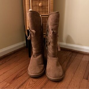 NWOT! Emu Hipper Boots size 10/9